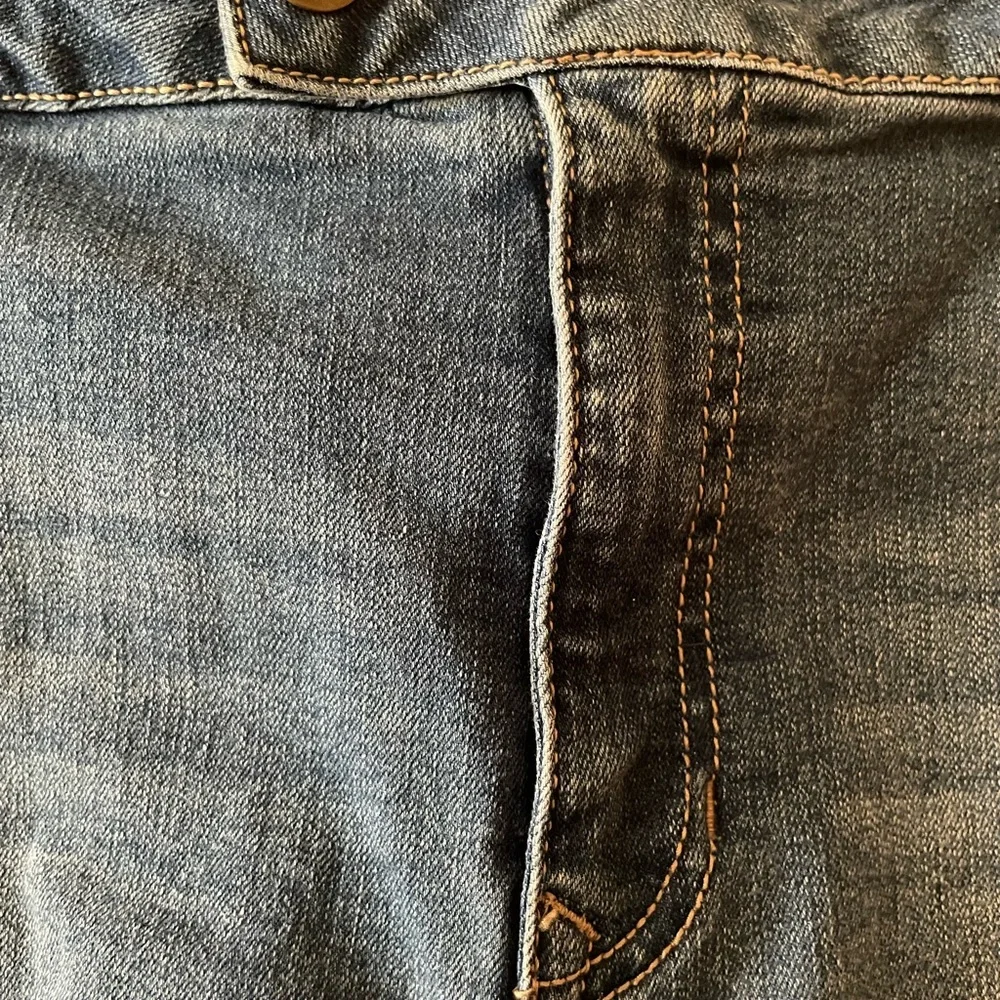 d.Jeans medium wash denim jean shorts size 16 - Picture 6 of 10